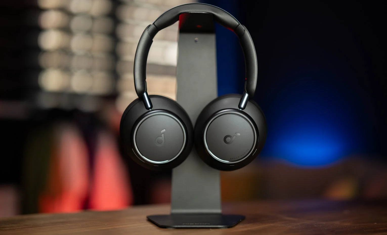 soundcore space q45 lifestyle 100